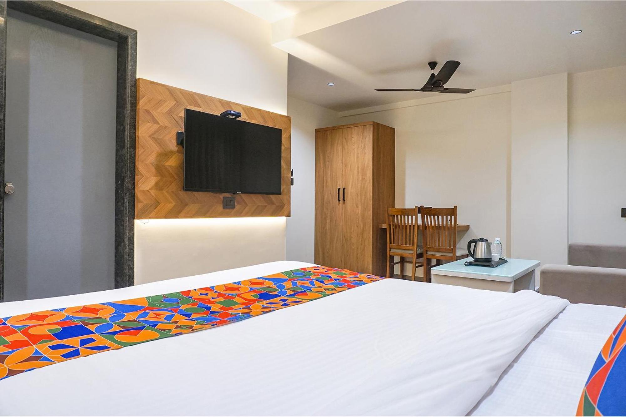 Fabhotel Prime Shourya Residency - Nr Maharshi Karve Museum Pune Exterior photo
